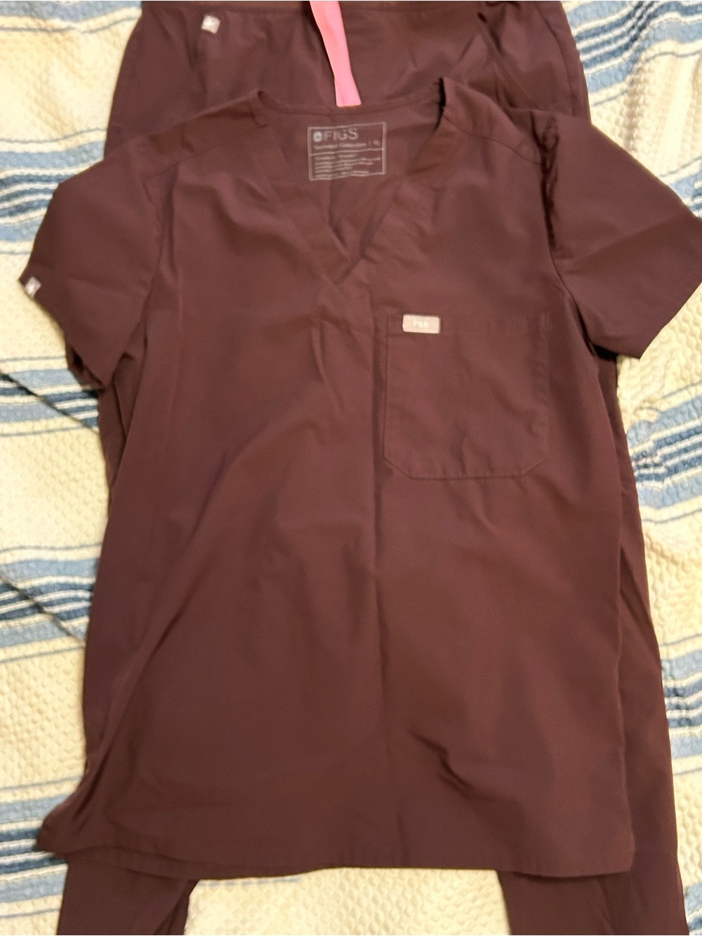 FIGS Women's XS / XS Tall set - Picture 2 of 7
